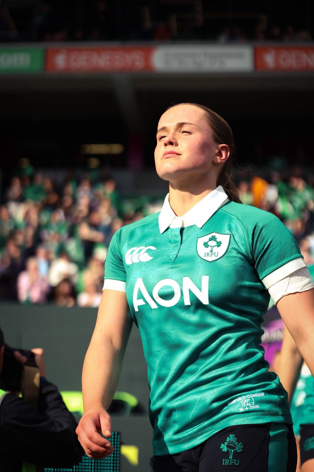 Robyn O'Connor walks out for her first Irish international cap